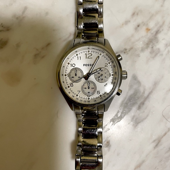 Fossil Accessories - Women’s Silver chronograph Fossil watch